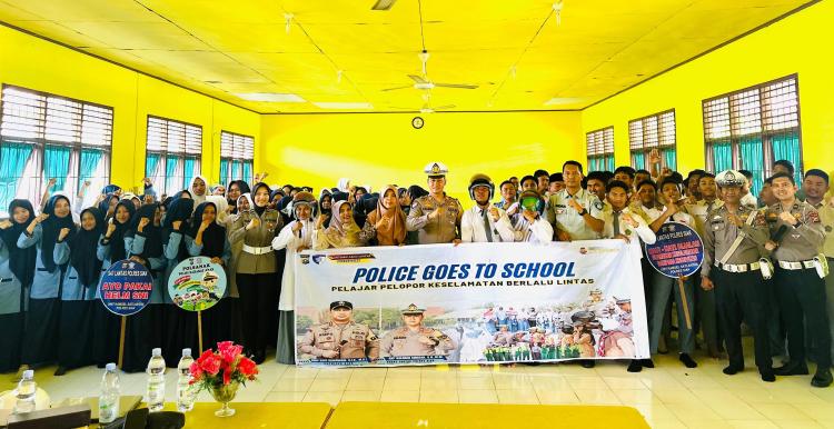 Pentingnya Keselamatan Berlalulintas, Satlantas Polres Siak dan Jasa Raharja Rangkul Pelajar