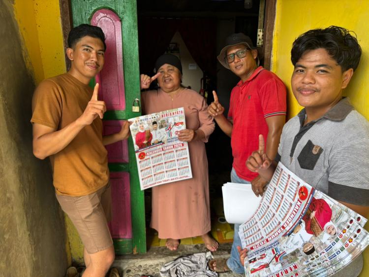 Merasakan Program-program KBS, Warga Desa Sebauk Ingin Paslon Kasmarni - Bagus Santoso Dilanjutkan Lagi