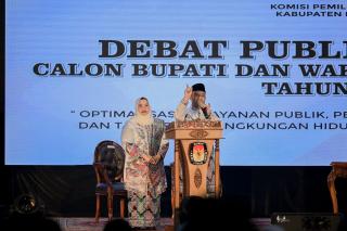 Kalah Debat, SANDI dan Pendukung Malah Tuding KBS Bawa Contekan