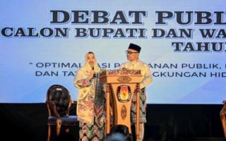 Paparkan Prestasi dan Pengalaman, Debat Publik Dikuasai Kasmarni - Bagus Santoso