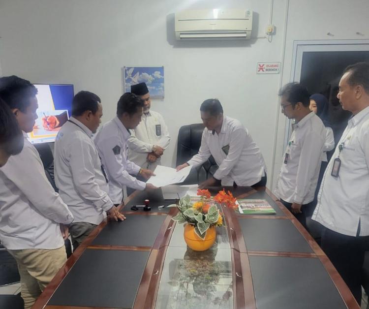 PN Dumai dan LBHI Batas Indragiri Teken Kontrak Kerjasama Posbakum Tahun 2025