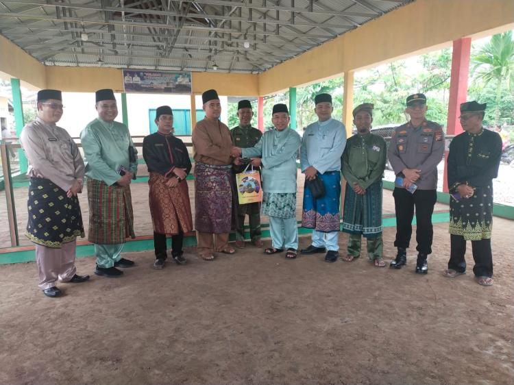 24 Tim Ikut Berlaga di Festival Gasing Berembang Rawang Kao 