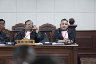Ajukan Bukti Dugaan Kecurangan Pilkada Pekanbaru di MK, Lawyer Paslon 01 Minta Paslon 05 Diskualifikasi