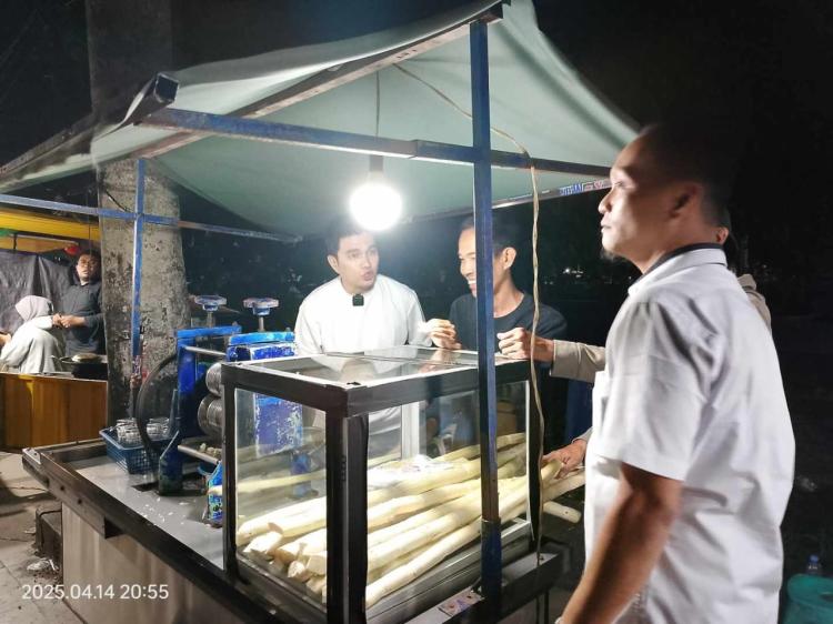 Turun ke TKP di Tengah Malam, Adhy Sarphio Serap Aspirasi dan Gagasan Warga Pangkalpinang