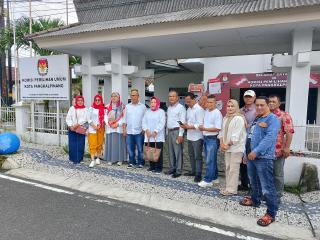 Datangi KPU Pangkalpinang, Paslon Merdeka Yakin Lolos ke Verifikasi Faktual