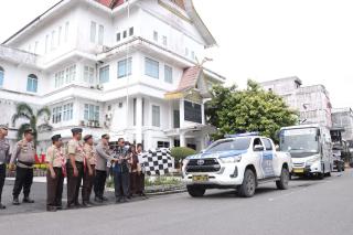 Lepas Kontingen Jambore Karhutla Riau 2025, Forkopimda bersama Kapolres Rohil Serahkan Bibit Pohon