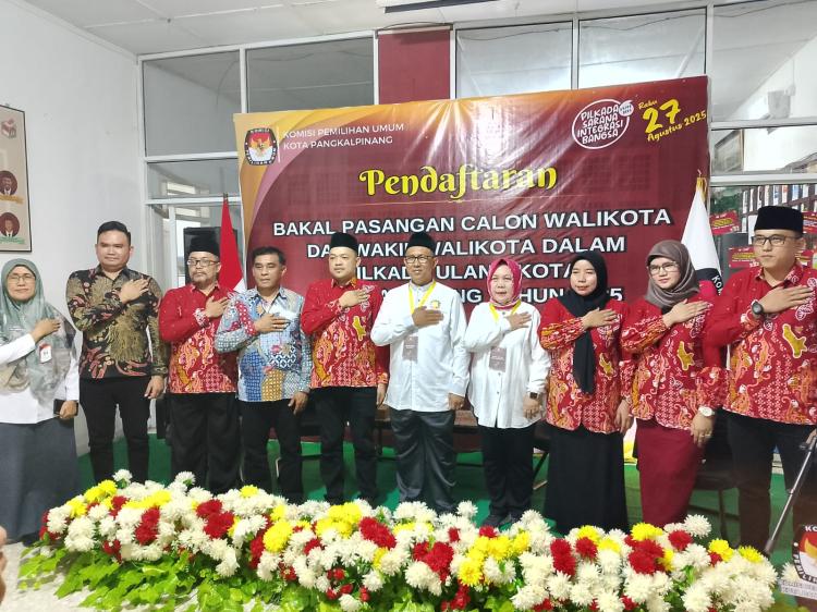 Kerito Surong Jadi Kendaraan Politik MERDEKA, Paslon Independen Pertama Daftar Pilwako Pangkalpinang