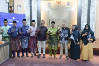 Bupati Bengkalis Terima Audiensi Penerimaan Mahasiswa Baru Pascasarjana UIR dengan Perangkat Daerah