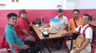 Secangkir Kopi, Wedang Jahe, dan Harapan untuk Pendidikan yang Lebih Manusiawi