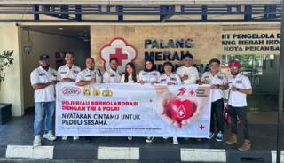 Berkolaborasi Bersama TNI-Polri, PDJI Riau Menggelar Baksos Donor Darah