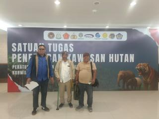 Datangi Posko Satgas PKH, Manaek Siahaan Serahkan 500 Hektar Lahan Kebun Kelapa Sawit ke Negara