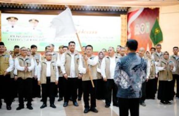 Sekdisdik Arden Simeru Kembali Kukuhkan Ketua Satgas PANTAS Riau