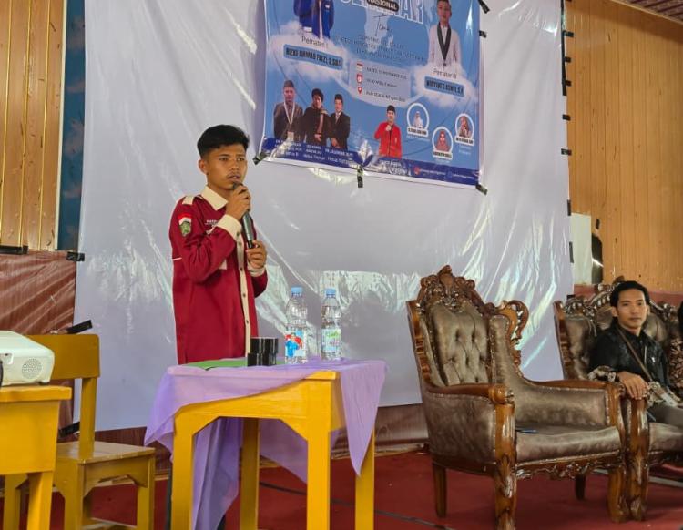 Menata Demokrasi dari Bawah: Perwako RT/RW Pekanbaru dalam Sorotan Akademisi