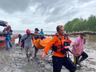 Cuaca Ekstrem di Laut Bengkalis, Dua Jenazah Ditemukan dalam Operasi SAR Berisiko Tinggi