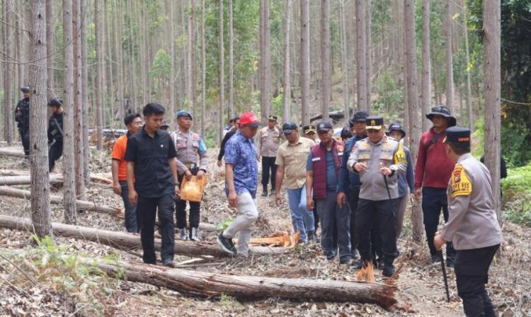 Gajah Tewas, Nurani Terpanggil: Kapolda Riau Tegaskan Perang Terhadap Kejahatan Satwa Dilindungi