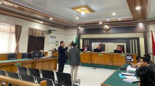 Antara Demo dan Ancaman: Duel Argumentasi Ahli Warnai Persidangan Jekson di PN Pekanbaru