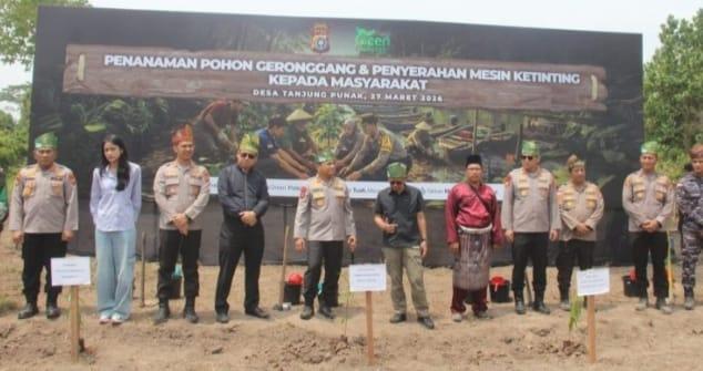 Langkah Nyata Kapolda Riau: Penanaman Geronggang di Pulau Rupat Dapat Apresiasi