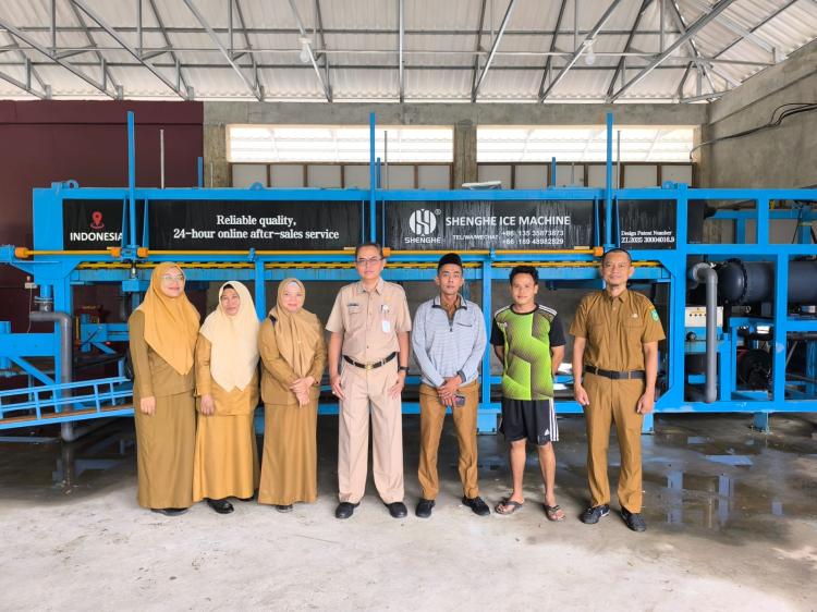 Diskan Bengkalis Pastikan Kualitas Es Balok Dukung Rantai Dingin Perikanan