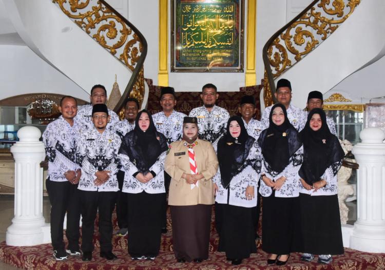 Bupati Kasmarni Kolaborasi dengan PGRI Bengkalis: Kemajuan Daerah Tidak Lepas dari Peran Guru
