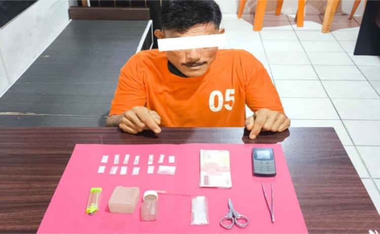 Gerebek Rumah di Pangkalan Jambi, Polisi Temukan 13 Paket Sabu Siap Edar