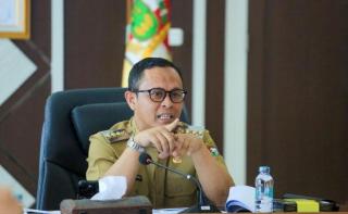 Wako Agung Pastikan Pengawasan Ketat Lewat Kepala OPD, WFH ASN Pekanbaru Mulai Berlaku
